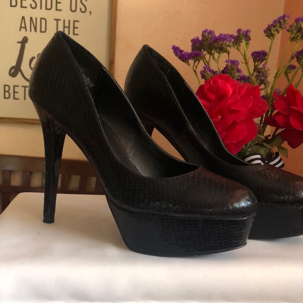 Thalia Sodi platform